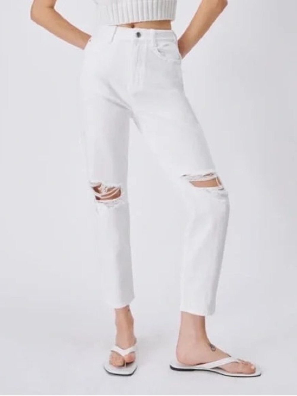 Zara White High-Rise Distressed Ankle Jeans